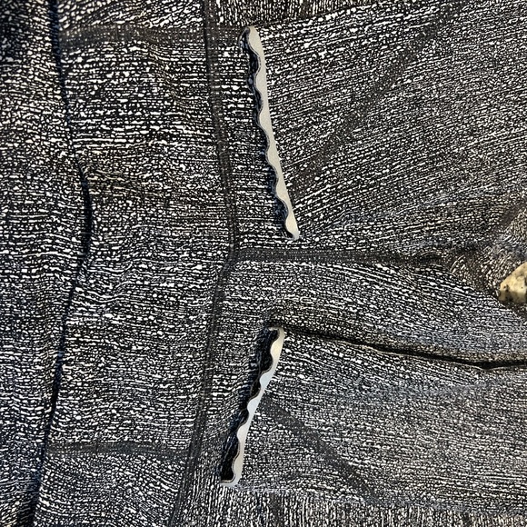 ✨LULULEMON TIGHT STUFF LEGGINGS ✨ - Picture 10 of 13